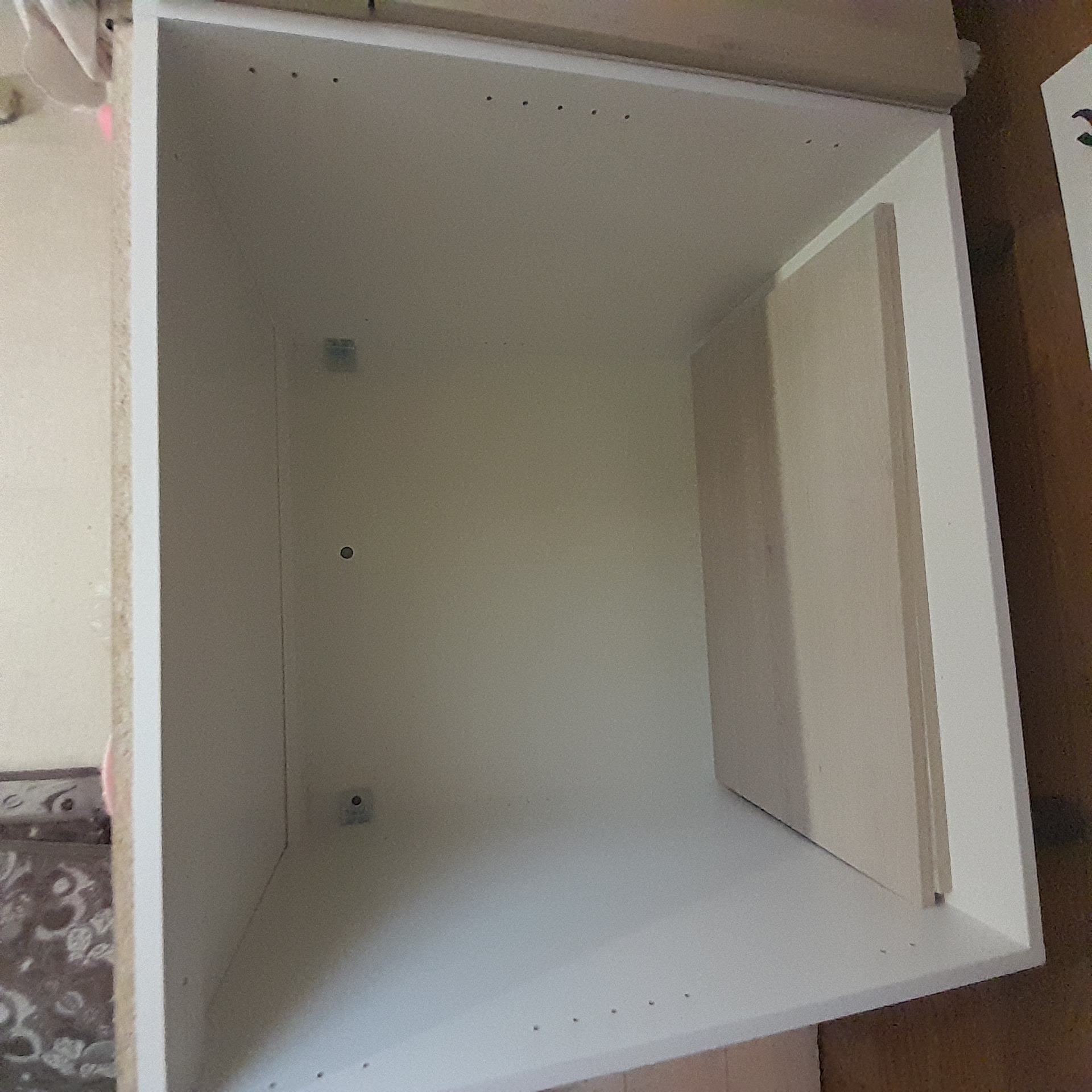 Фотография покупателя товара Шкаф напольный «Комфорт», 800×580×820 мм, цвет сосна аланд/белый - Фото 2