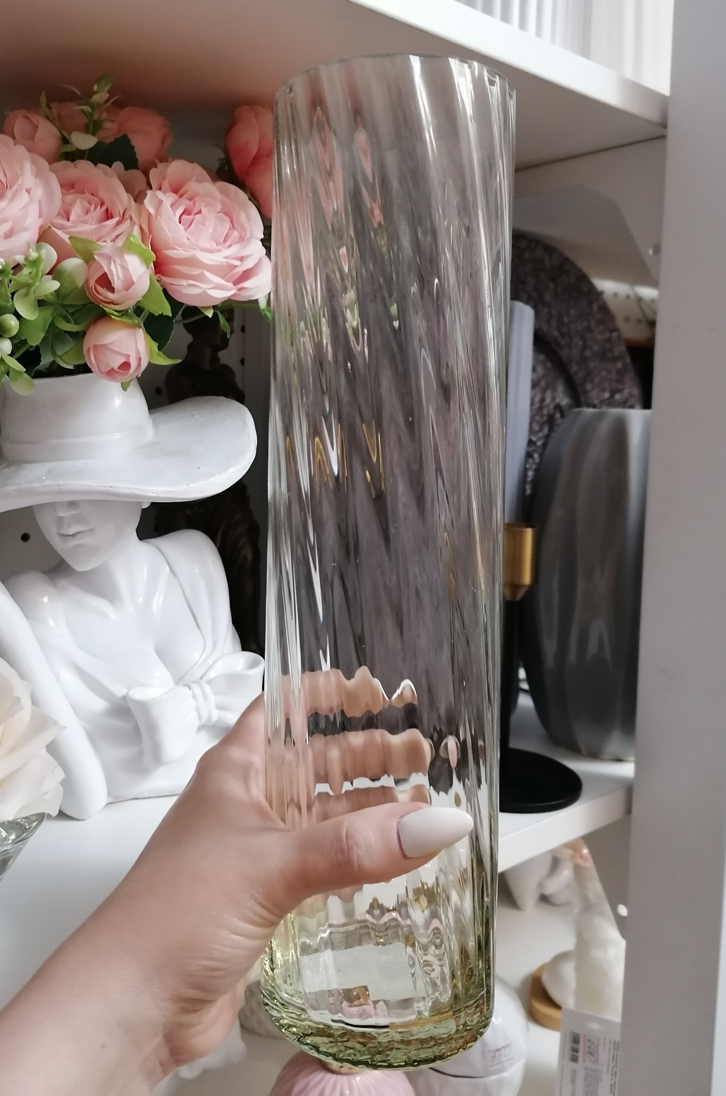 Фотография покупателя товара ваза "Цилиндр" риф. d-80, h-300 мм. 1,35л  из прозрачного стекла (без декора)