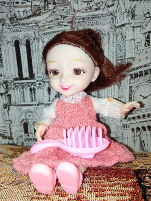 Фотография покупателя товара Кукла модная шарнирная «Роберта» с аксессуаром - Фото 1