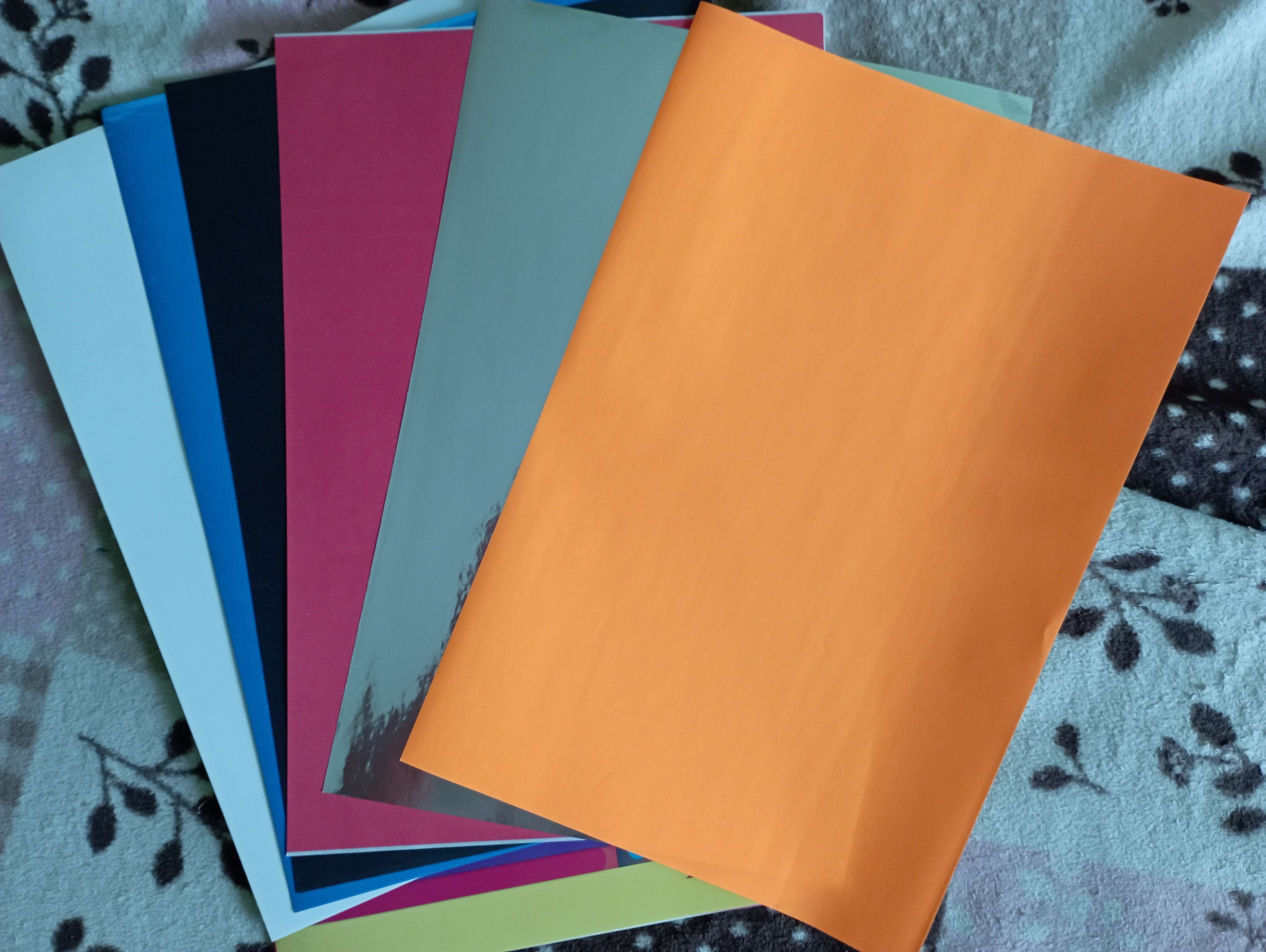 Фотография покупателя товара Бумага цветная самоклеящаяся А4, 6 листов 6 цветов - Фото 1