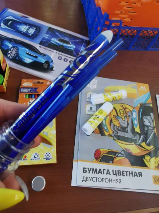Фотография покупателя товара Набор ручка гелевая со стираемыми чернилами, пишущий узел 0.5 мм, чернила синие+9 синих стержней - Фото 33