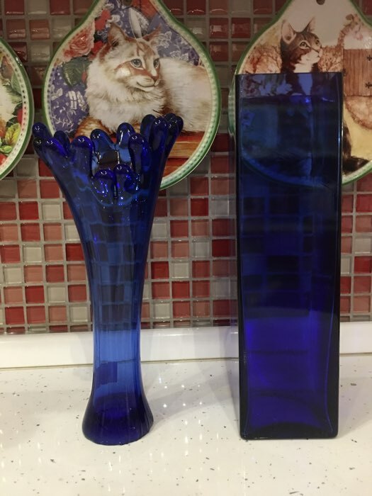 Фотография покупателя товара ваза "Коралл" h 280 мм. из синего стекла (без декора)