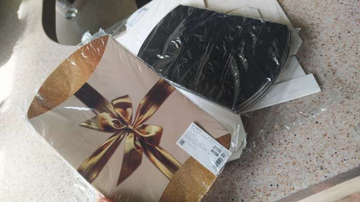 Фотография покупателя товара Коробка складная чёрная, 19 х 14 х 4 см - Фото 3