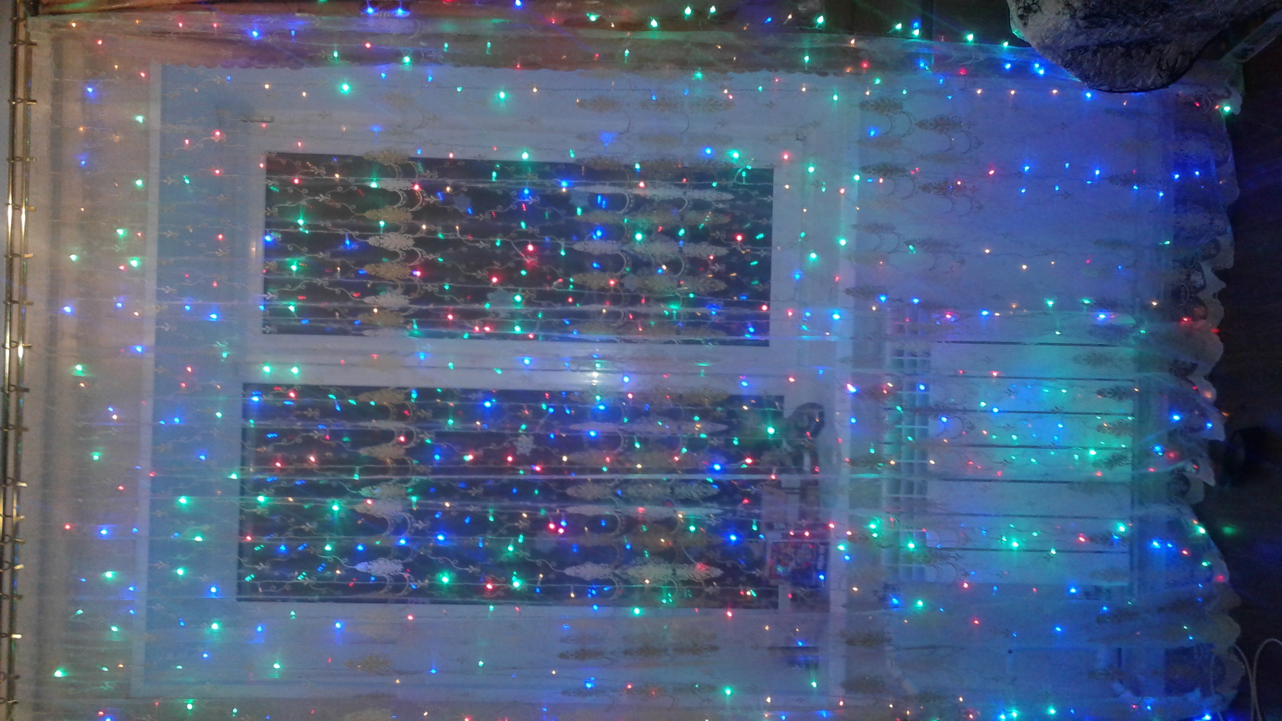 Фотография покупателя товара Гирлянда «Занавес» 2 × 3 м, IP20, прозрачная нить, 720 LED, свечение мульти, 8 режимов, 220 В