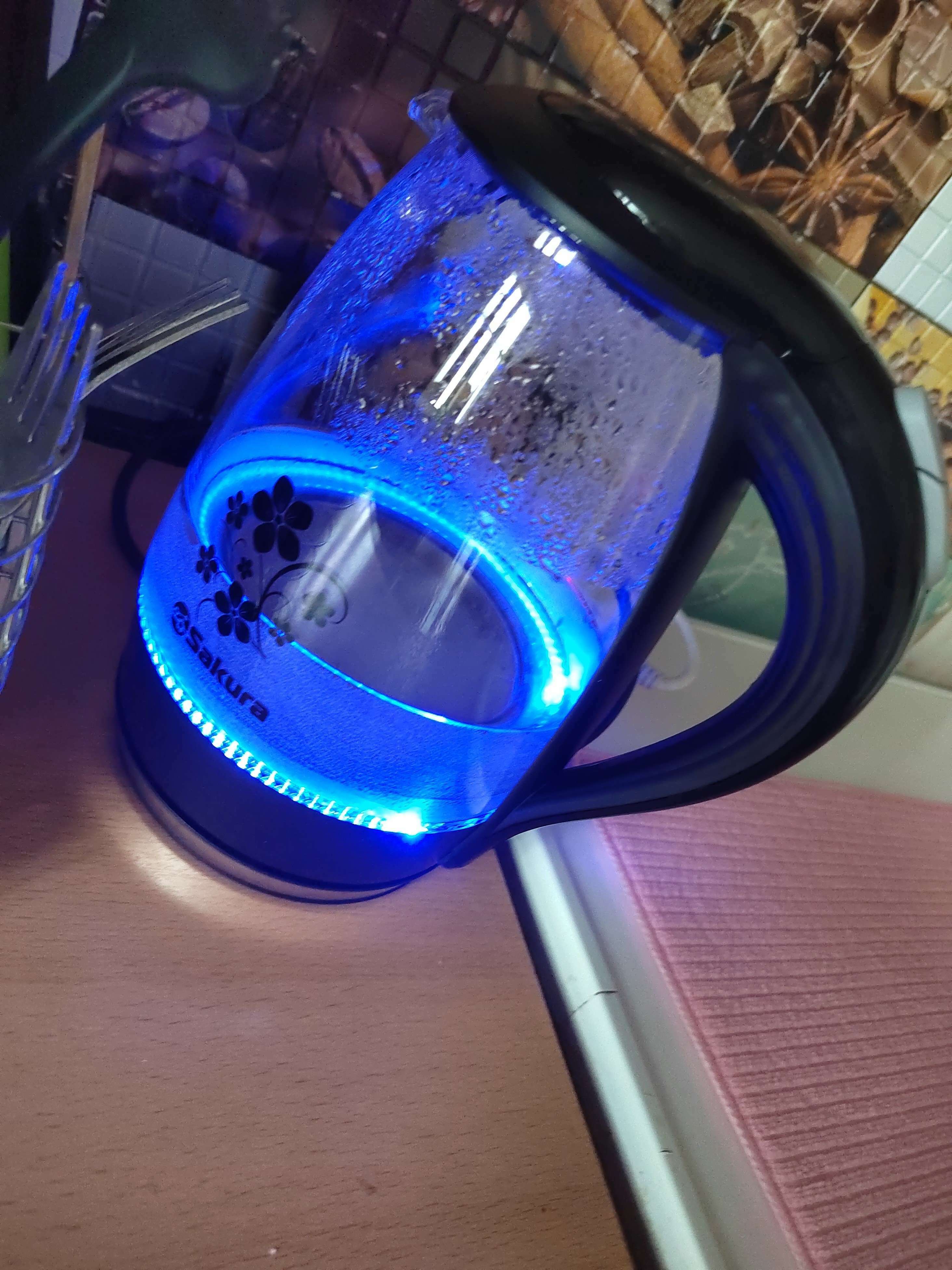 Фотография покупателя товара Чайник электрический Sakura SA-2710R, стекло, 1.7 л, 1850-2200 Вт, подсветка, красный - Фото 1