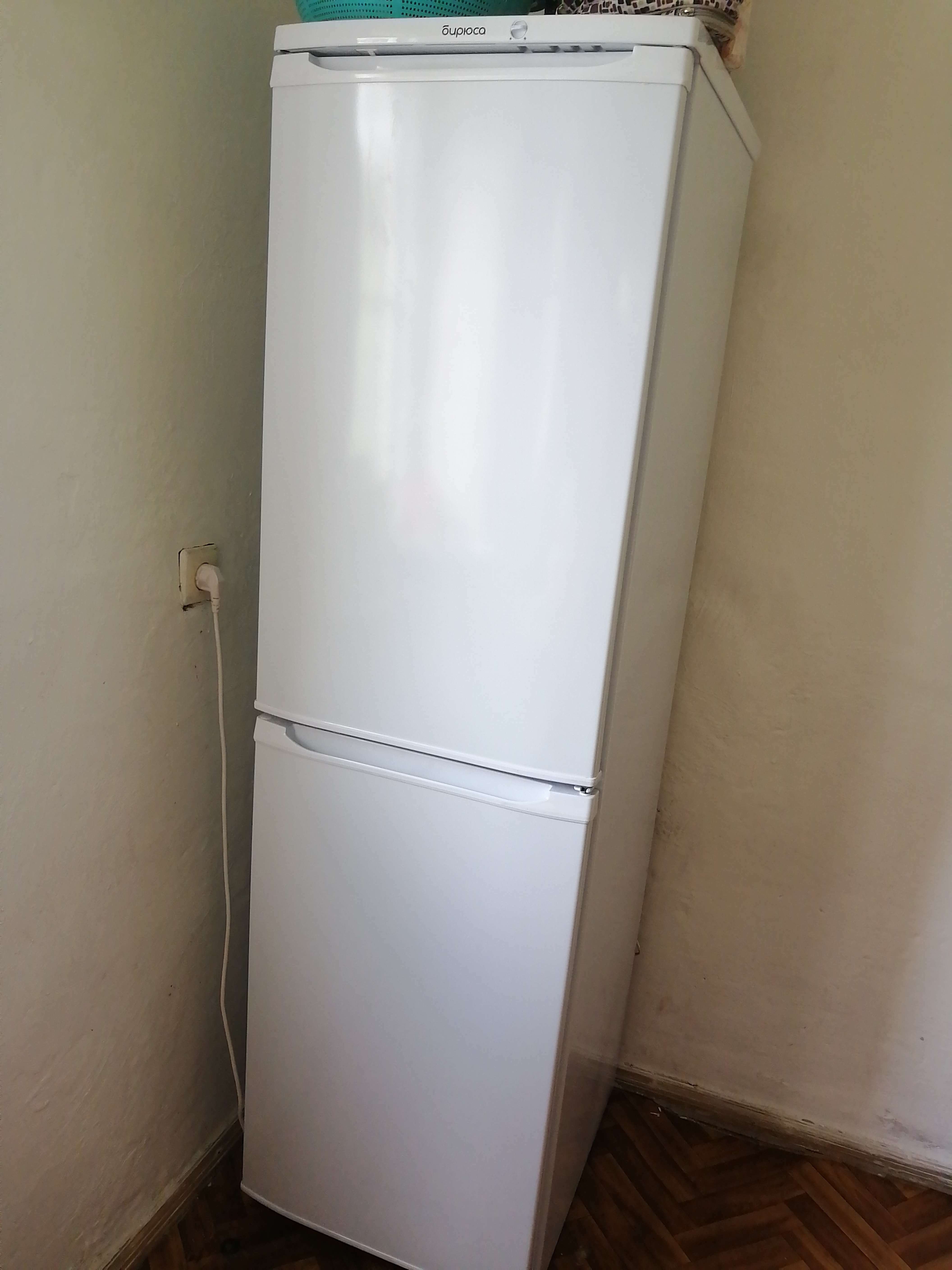 Фотография покупателя товара Холодильник "Бирюса" 120, двухкамерный, класс А, 205 л, белый - Фото 9