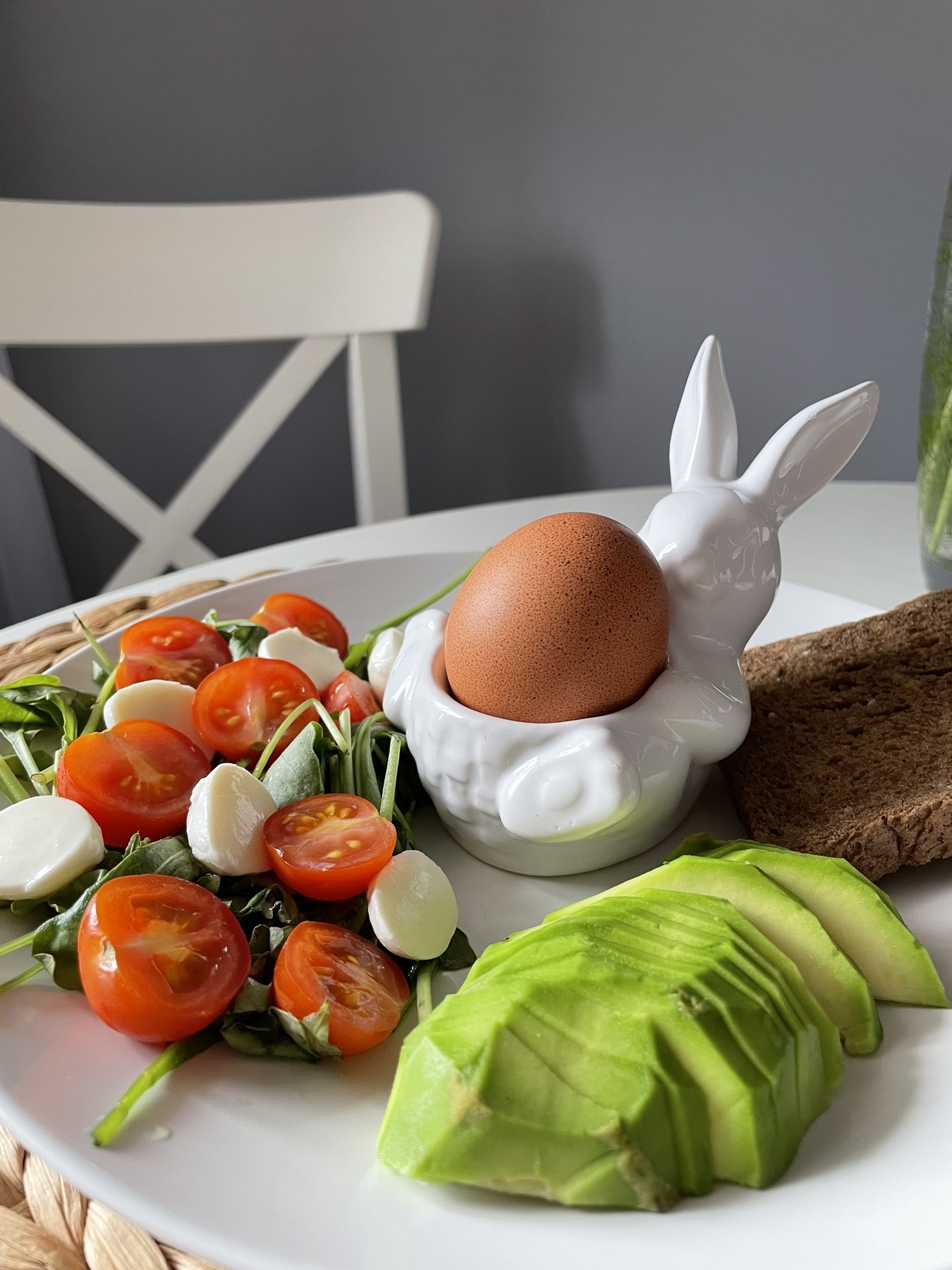 Фотография покупателя товара Подставка для яиц Доляна «Зайка», 12,5×8×9,5 см - Фото 10