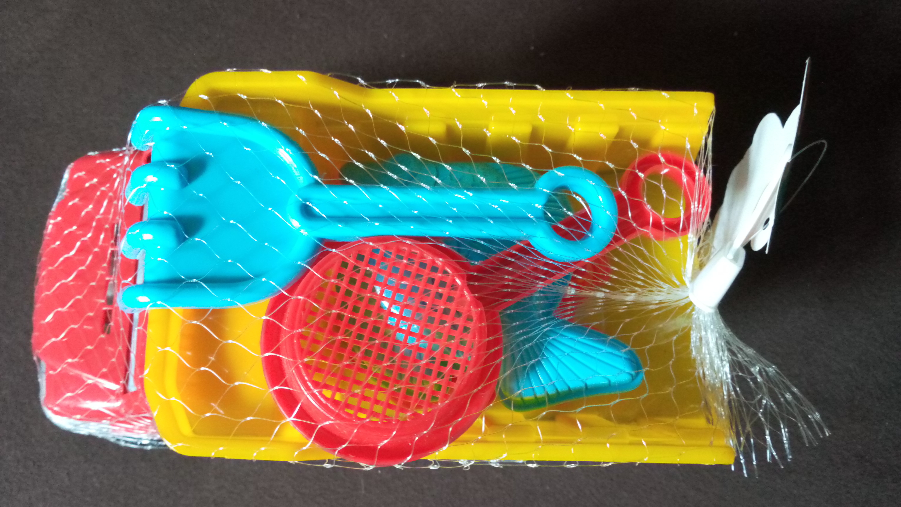 Фотография покупателя товара Набор детский "Грузовик": 5 игрушек для песочницы, пластик, микс - Фото 6