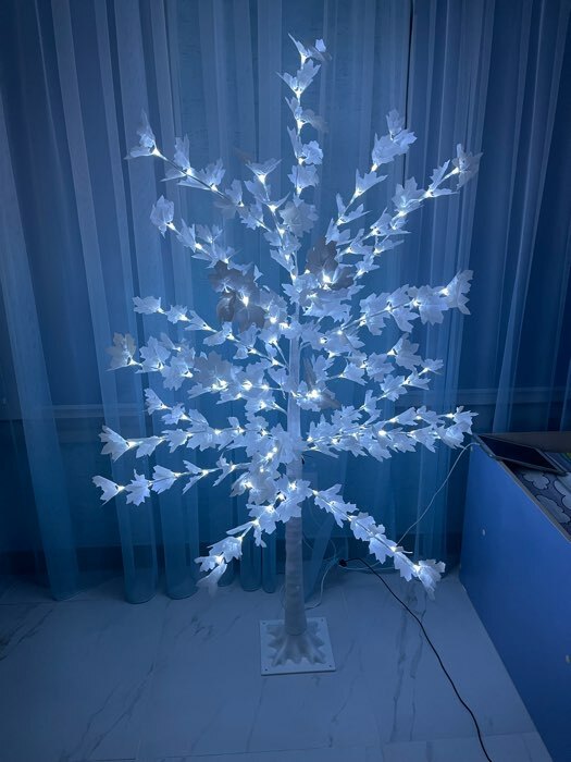 Фотография покупателя товара Светодиодное дерево «Клён белый» 1.6 м, 160 LED, постоянное свечение, 220 В, свечение белое