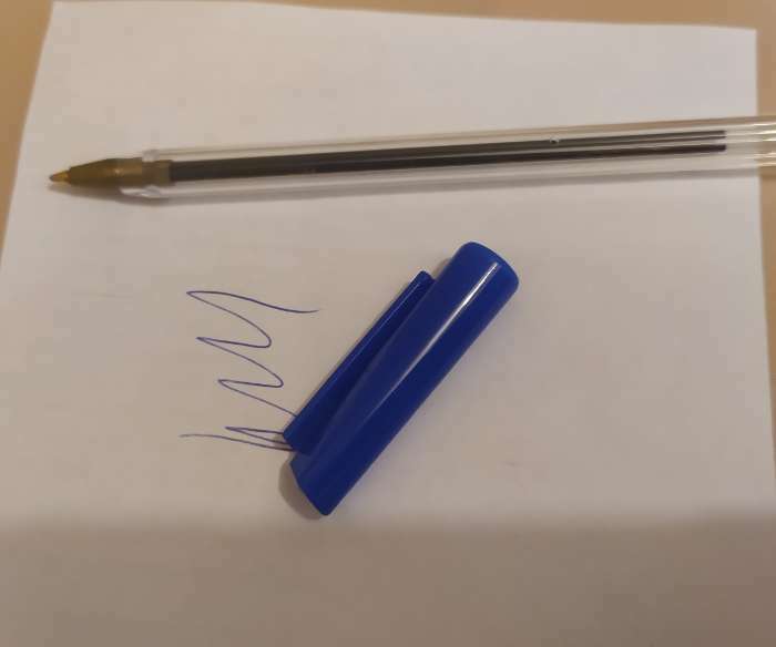 Фотография покупателя товара Набор ручек шариковых 3 штуки, стержень 1,0 мм, синий, корпус прозрачный с синим колпачком - Фото 1