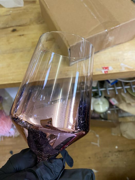 Фотография покупателя товара Бокал из стекла для вина «Мерцание», 500 мл, 8,5×25 см, цвет розовый