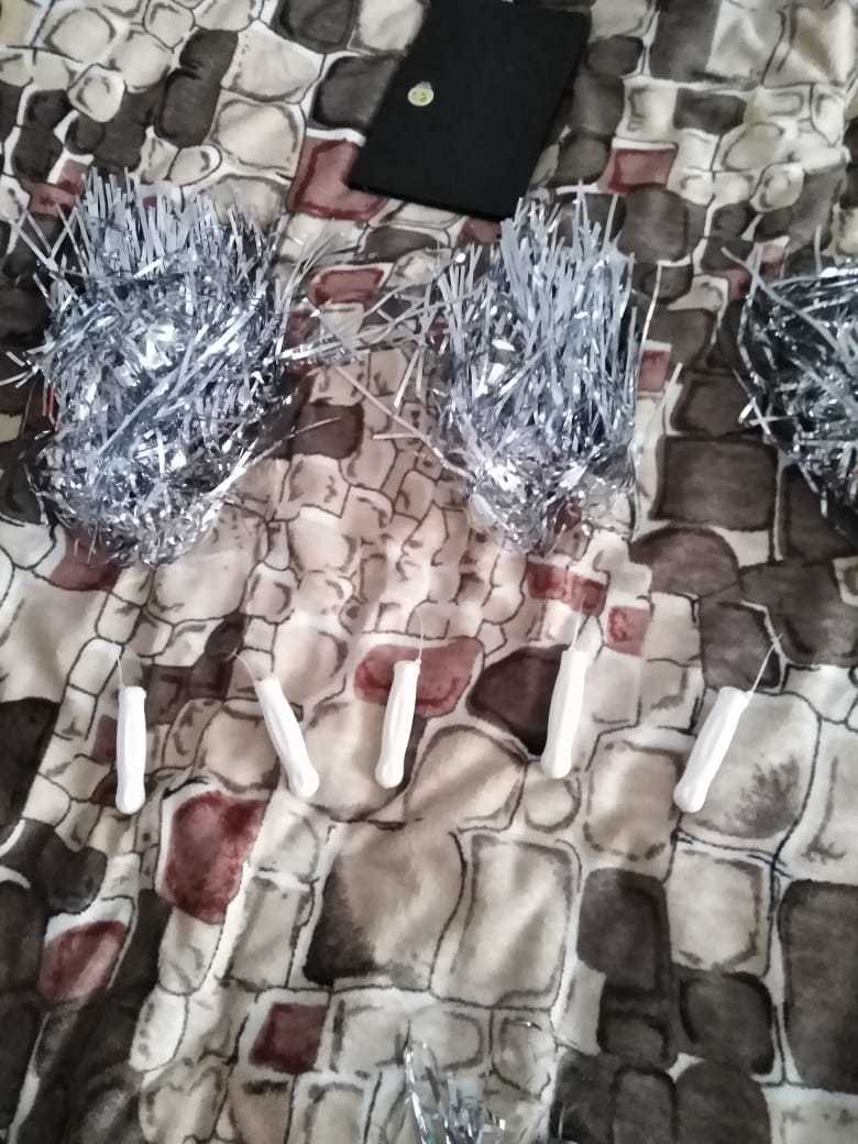 Фотография покупателя товара Карнавальные помпоны, набор 2 шт., цвет серебряный - Фото 1