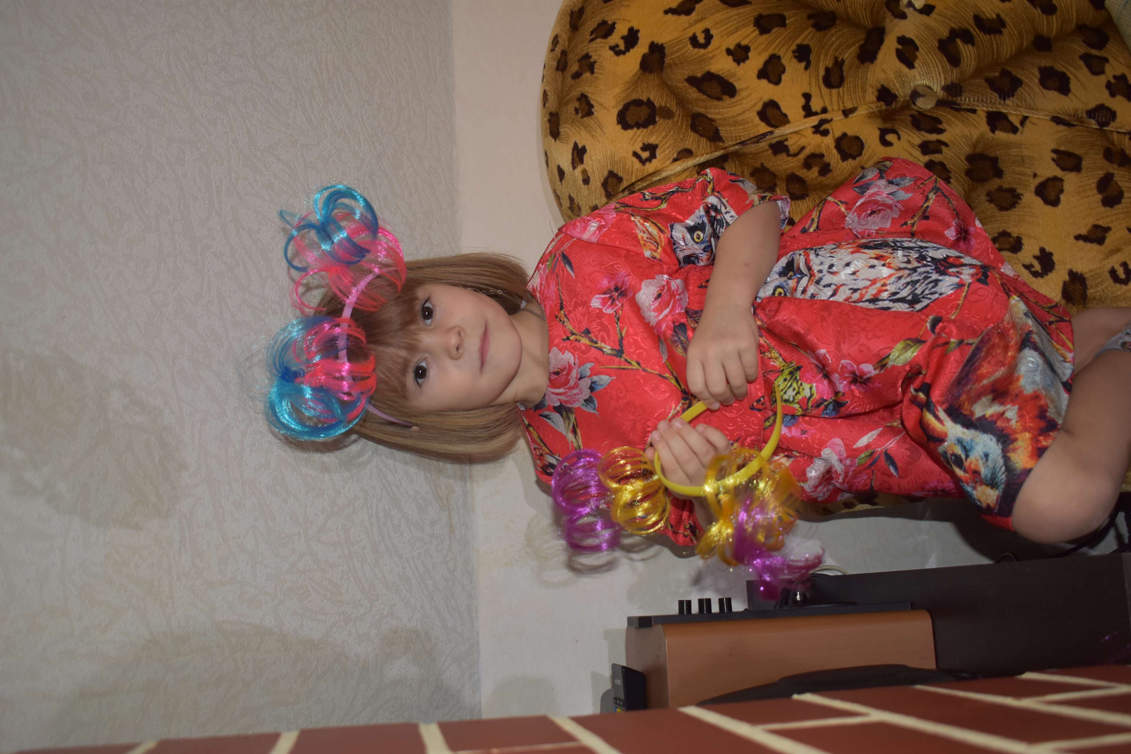 Фотография покупателя товара Карнавальный ободок "Высокие хвосты", цвета МИКС - Фото 1