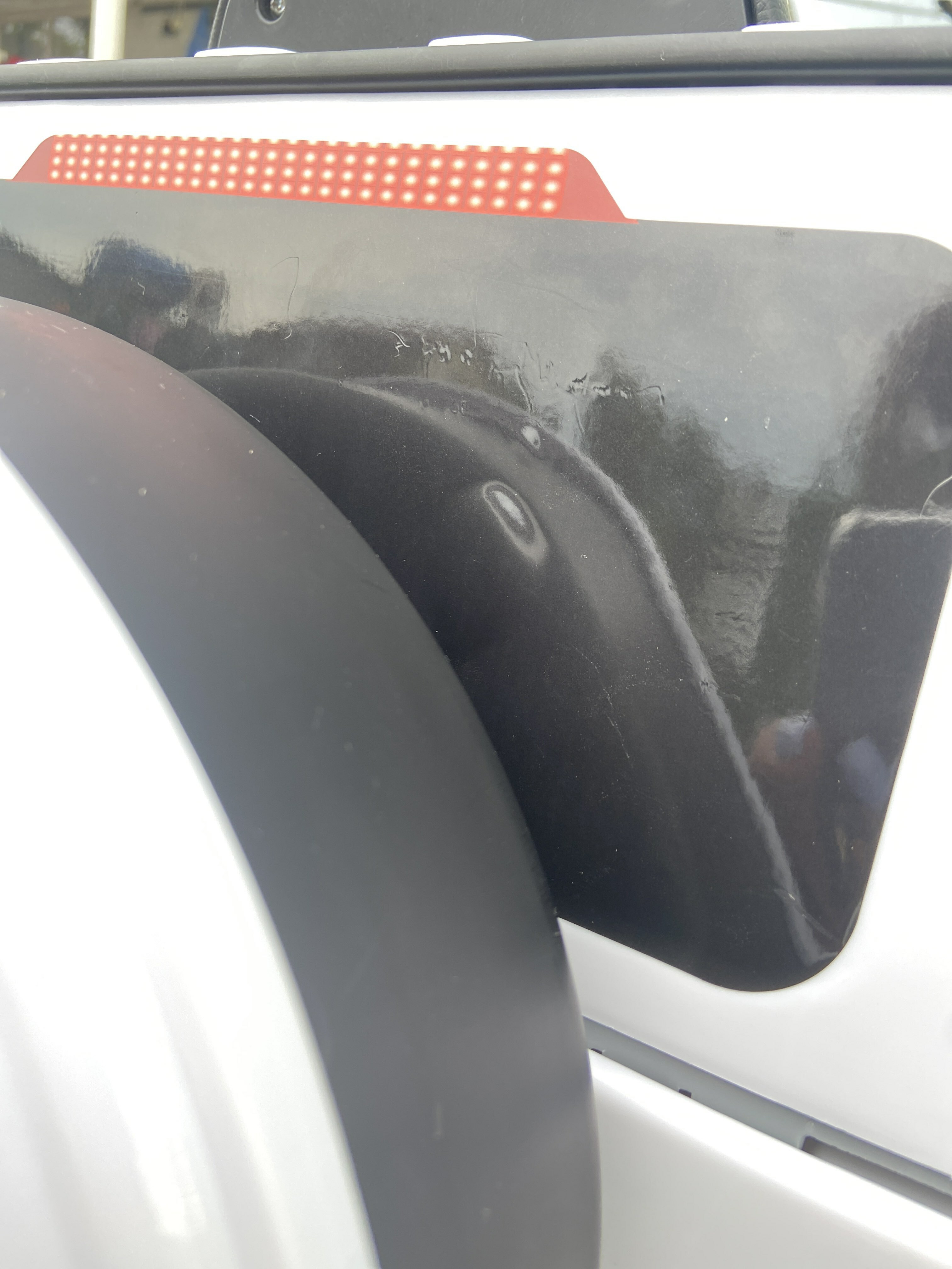 Фотография покупателя товара Электромобиль MERCEDES-BENZ G63 AMG, EVA колеса, кожаное сиденье, цвет белый - Фото 6
