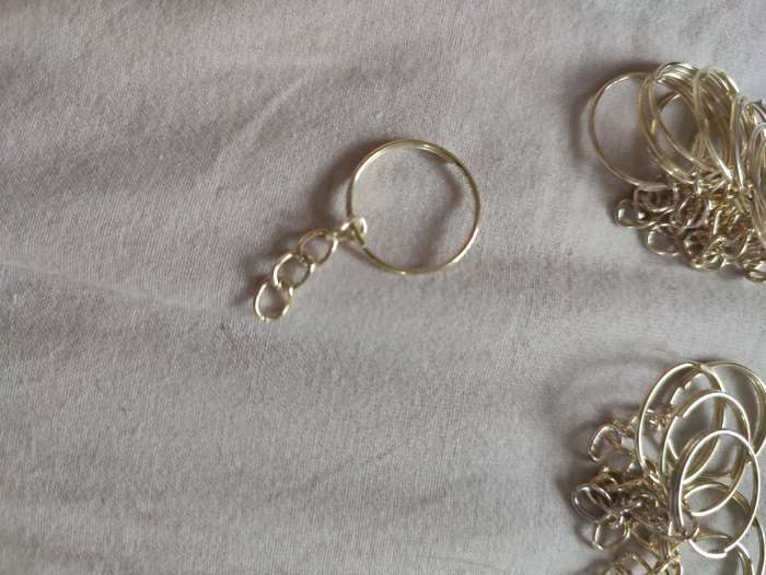 Фотография покупателя товара Основа для брелока кольцо металл с цепочкой золото 1,8х1,8 см набор 40 шт - Фото 9