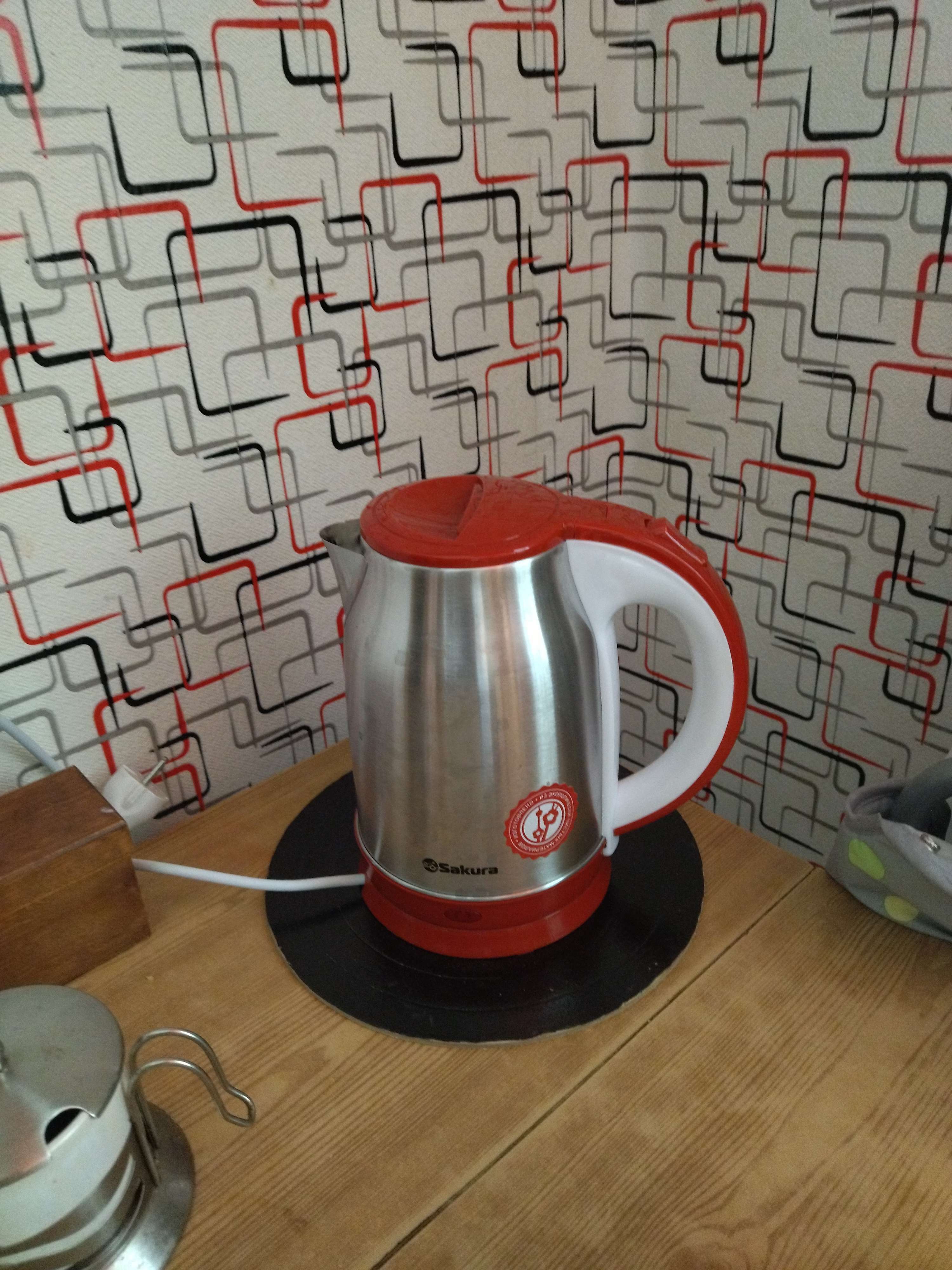 Фотография покупателя товара Чайник электрический Sakura SA-2147R, металл, 1.8 л, 1800 Вт, красный - Фото 1