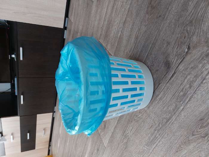 Фотография покупателя товара Корзина для мусора Альтернатива «Матрица», 9 л, цвет белый - Фото 1