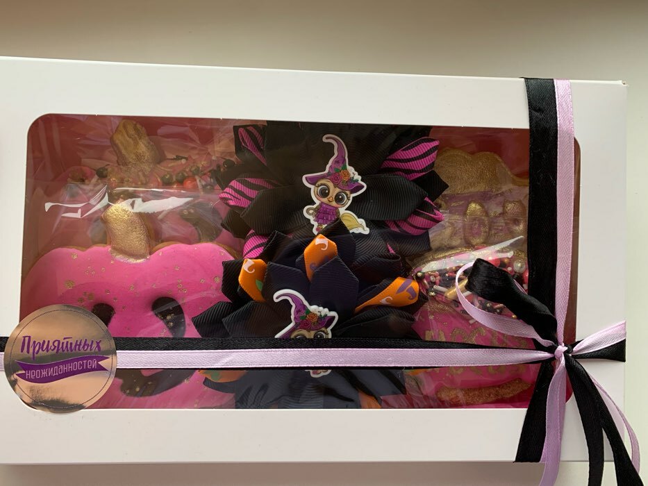 Фотография покупателя товара Коробка складная, с окном, белая, 25 х 15 х 4 см - Фото 4