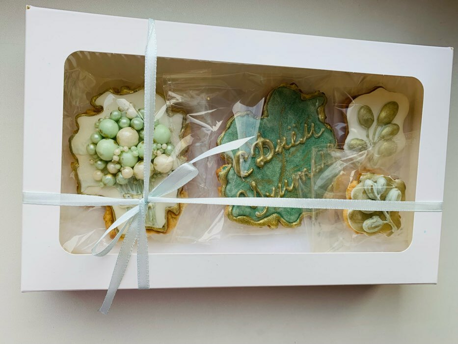 Фотография покупателя товара Коробка складная, с окном, белая, 25 х 15 х 4 см - Фото 5