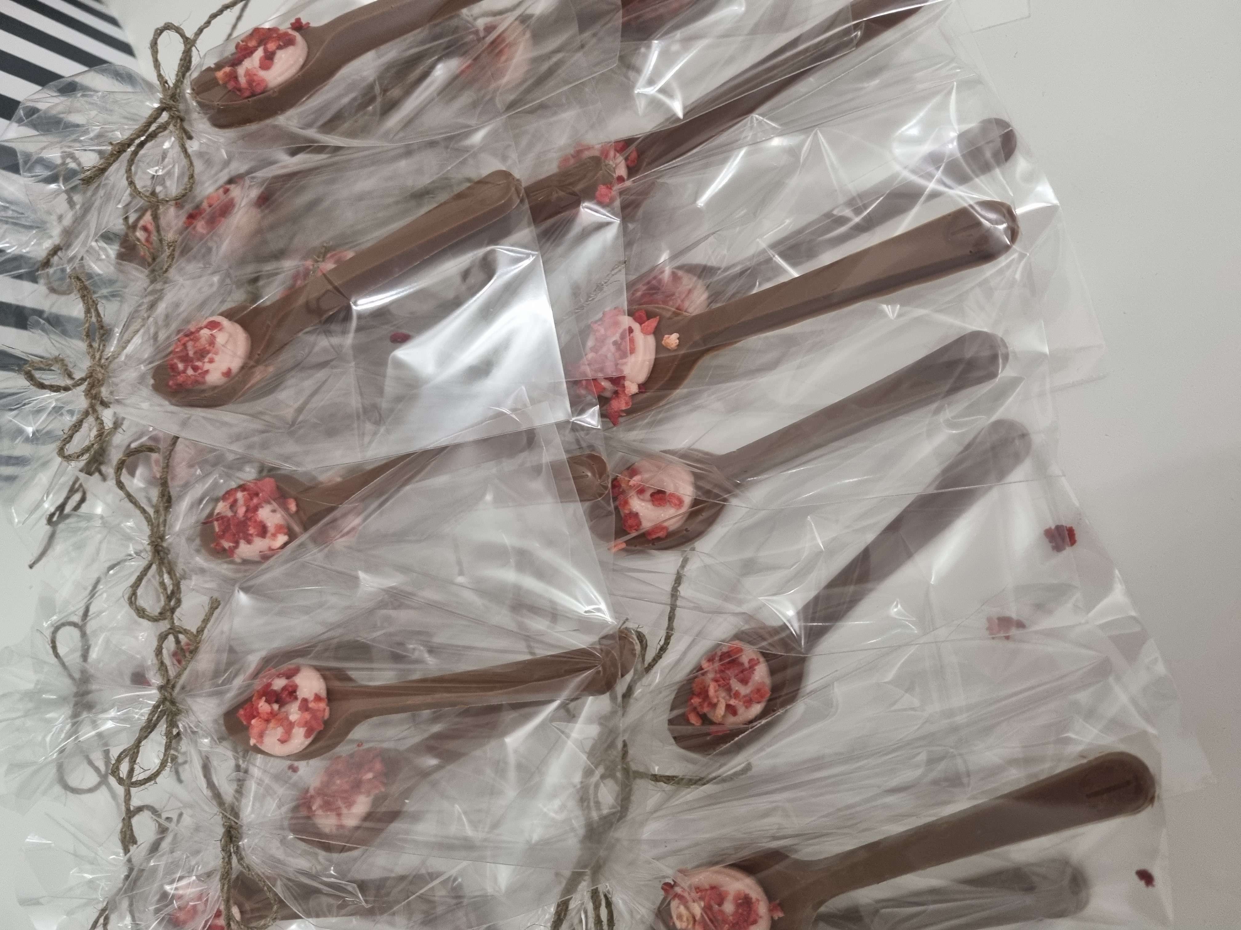 Фотография покупателя товара Форма для шоколада KONFINETTA «Ложки», 27,5×13,5 см, 10 ячеек (11,5×2,7 см) - Фото 16