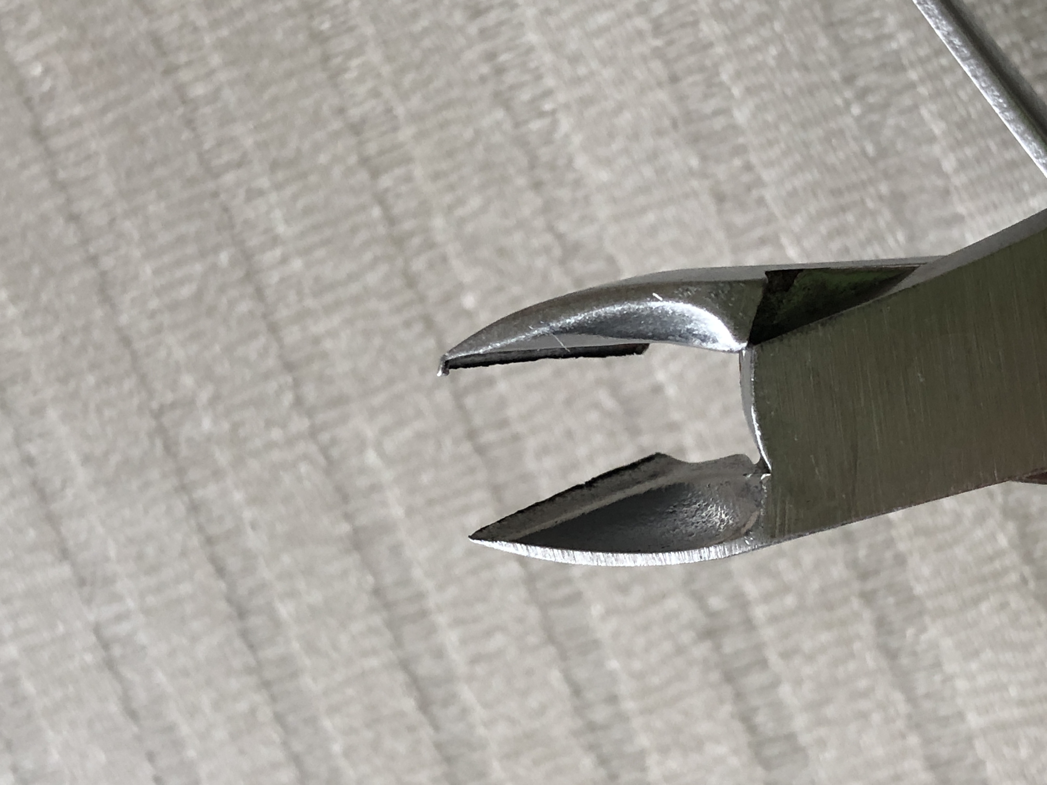 Фотография покупателя товара Кусачки маникюрные, 9 см, длина лезвия - 9 мм, в чехле, цвет серебристый - Фото 1