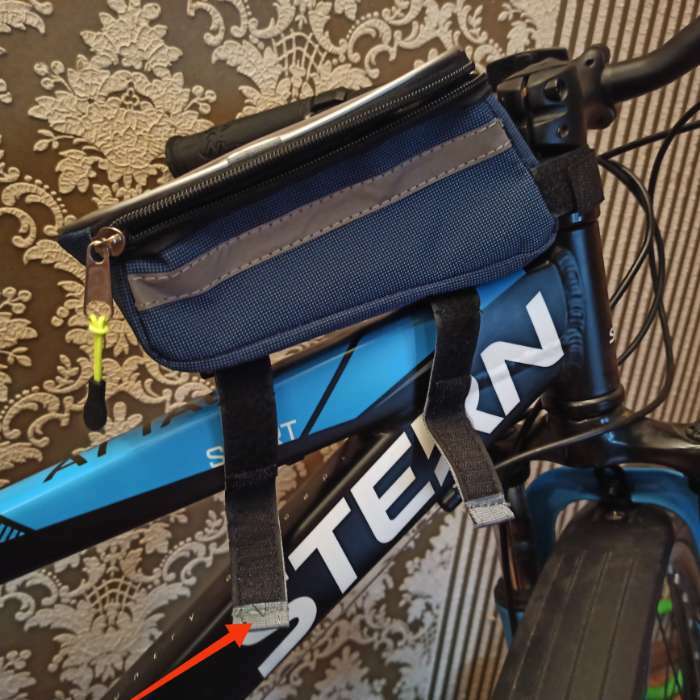Фотография покупателя товара Велосумка GRAFFITI «МАСТЕР», на раму, цвет синий