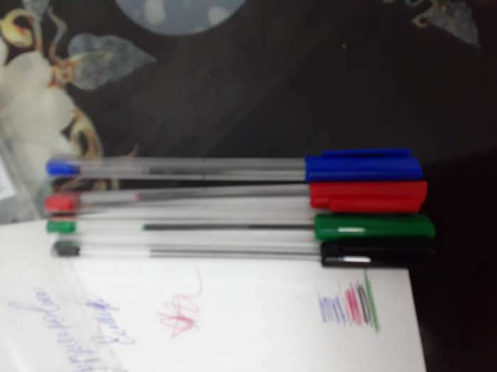 Фотография покупателя товара Набор ручек шариковых 4 цвета, стержень 1,0 мм синий, красный, чёрный, зелёный, корпус прозрачный
