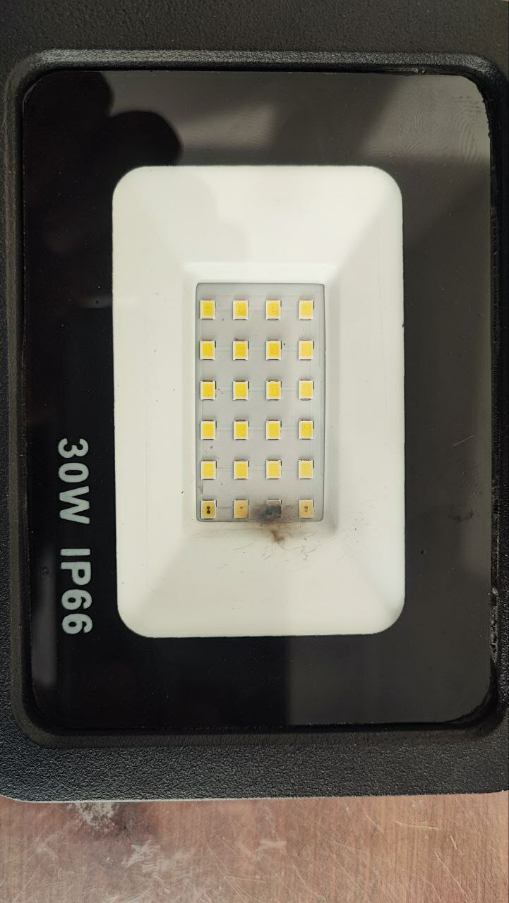 Фотография покупателя товара Прожектор светодиодный, 30 Вт, 2700 Лм, 6500К, Датчик движения, IP66