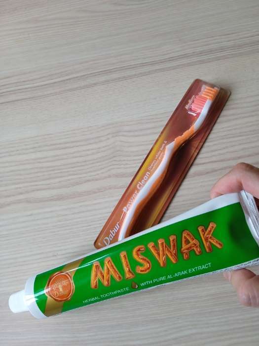 Фотография покупателя товара Набор Dabur Miswak Herbal зубная паста, 190 г + зубная щётка - Фото 1