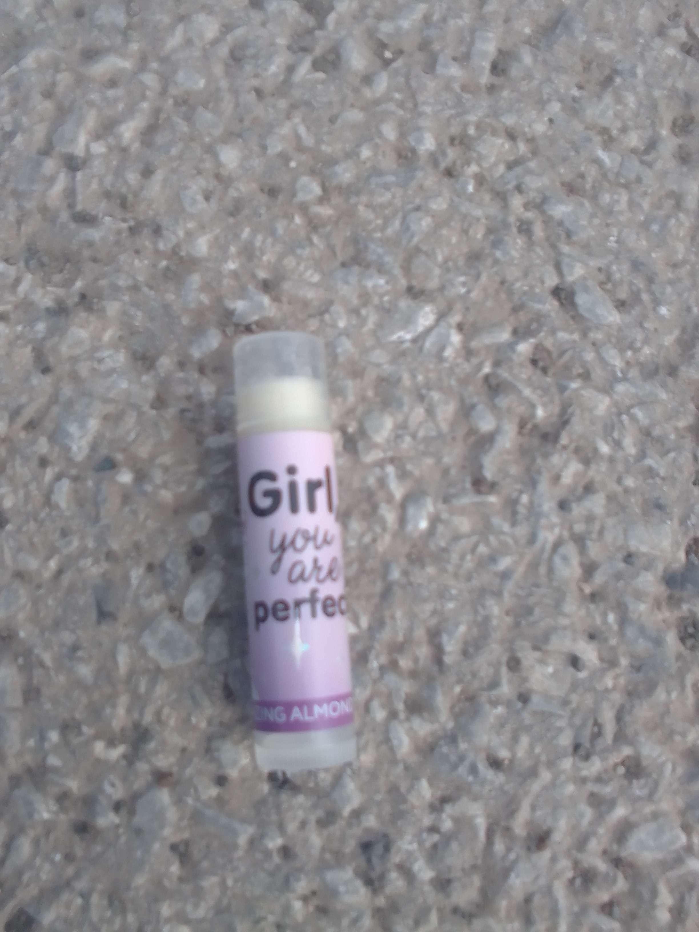 Фотография покупателя товара Бальзам для губ Girl you're perfect, 5 г, аромат миндаля, BEAUTY FОХ