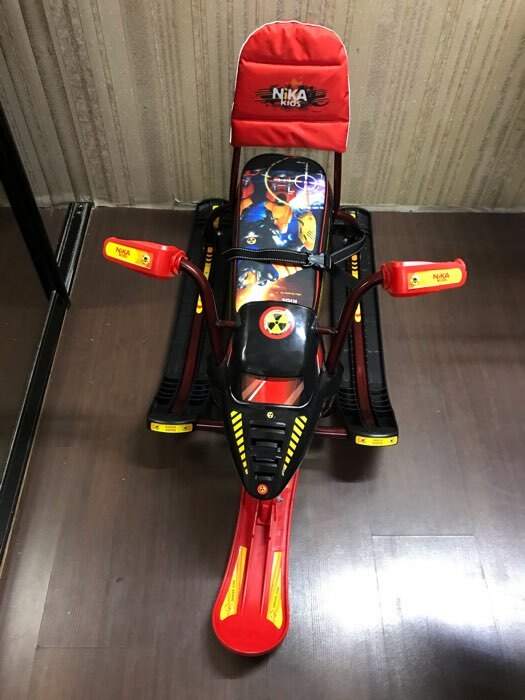 Фотография покупателя товара Снегокат Ника-Snowpatrol «Робот», СНД2/Р2, со спинкой и ремнём безопасности, цвет чёрный/красный