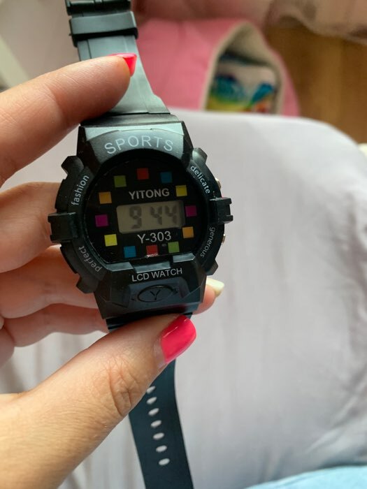 Фотография покупателя товара Часы наручные электронные, детские "Пиксель", ремешок силикон, черный