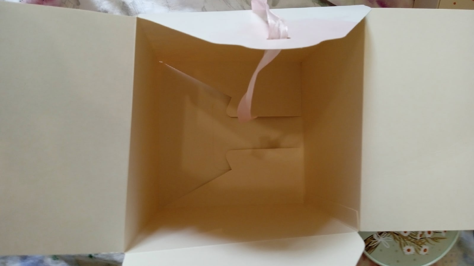 Фотография покупателя товара Коробка подарочная складная, упаковка, «Dreams», 18 х 18 х 18 см - Фото 1