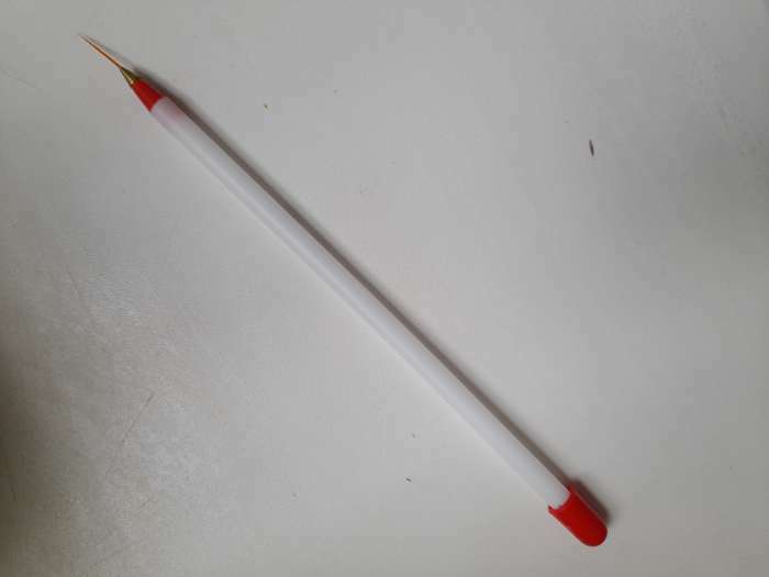 Фотография покупателя товара Кисть для дизайна ногтей «Волос», 17 см, d - 1 х 14 мм, цвет белый/красный