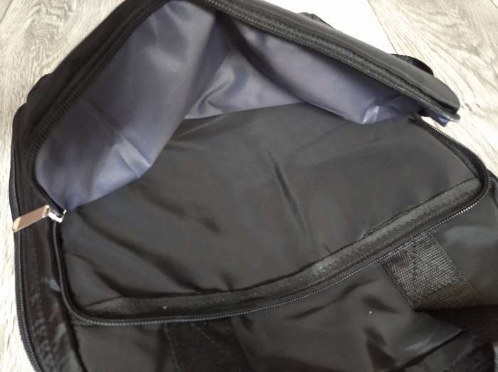 Фотография покупателя товара Рюкзак-сумка на молнии, цвет чёрный - Фото 7