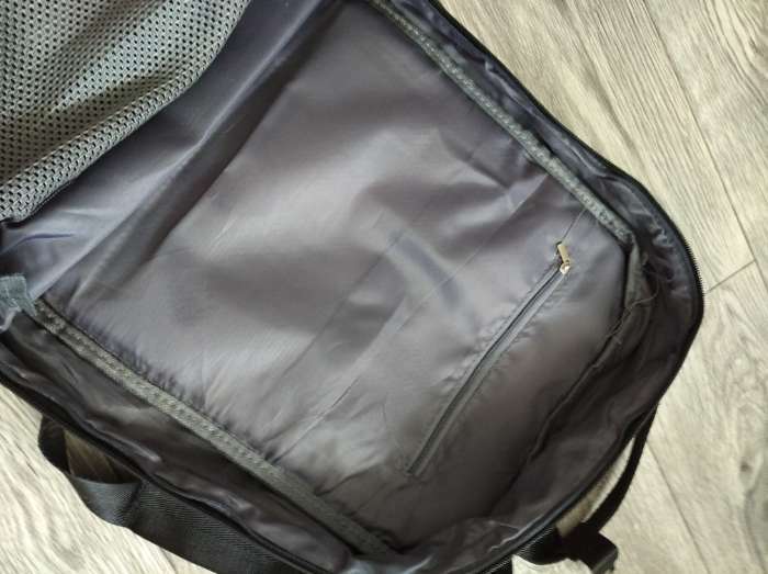 Фотография покупателя товара Рюкзак-сумка на молнии, цвет чёрный - Фото 2