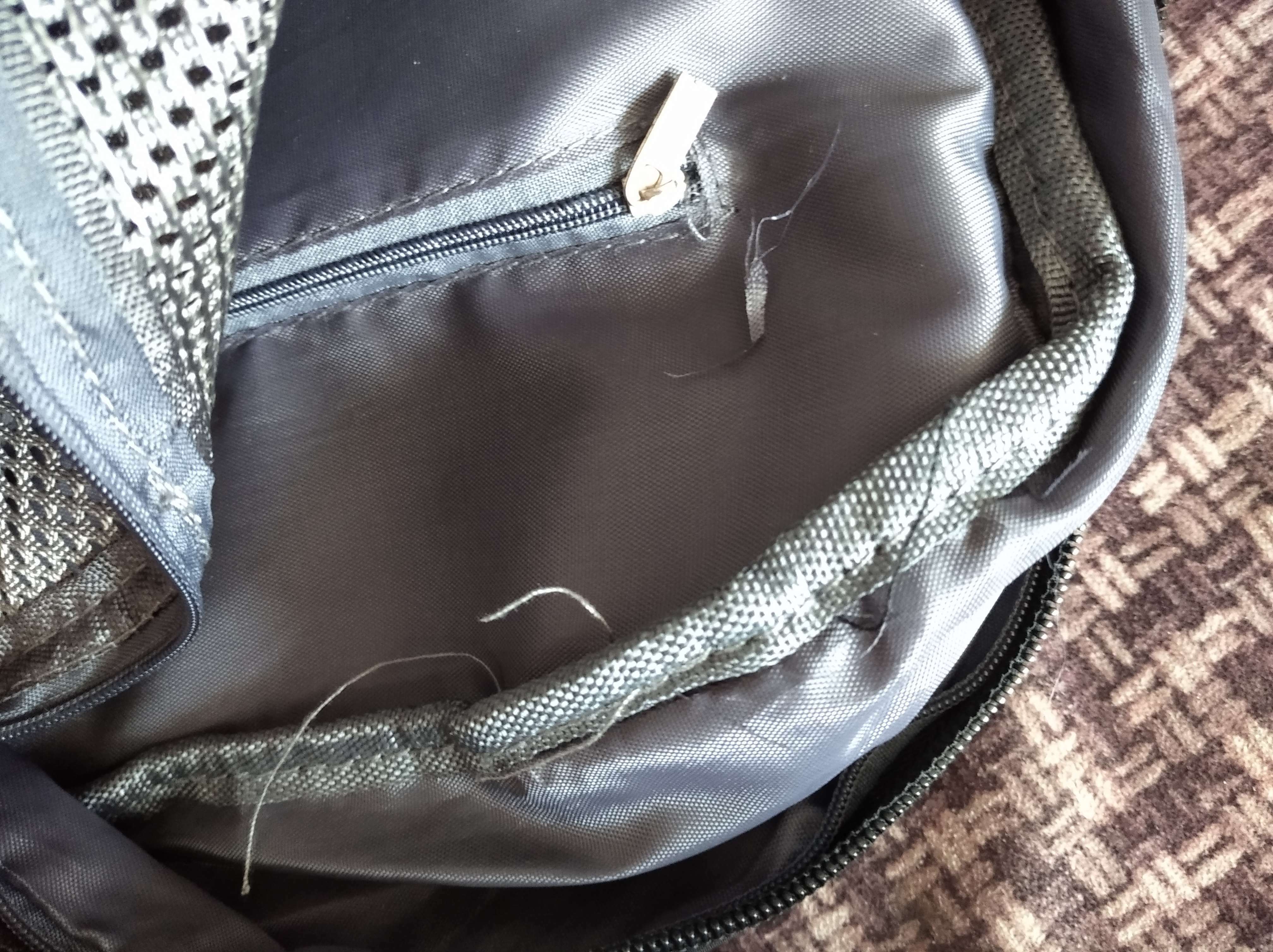Фотография покупателя товара Рюкзак-сумка на молнии, цвет чёрный - Фото 1