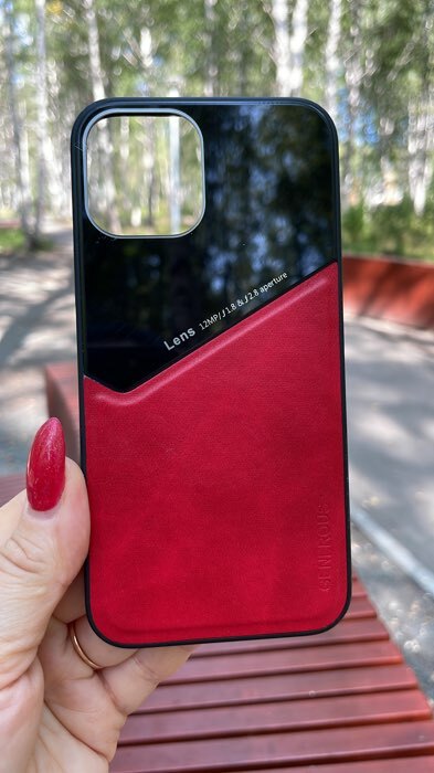Фотография покупателя товара Чехол LuazON для iPhone 12/12 Pro, поддержка MagSafe, вставка из стекла и кожи, красный