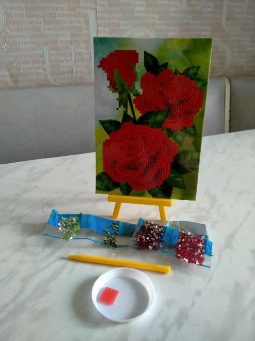 Фотография покупателя товара Алмазная мозаика с частичным заполнением на подставке «Розы», 13 х 19 см, картон - Фото 2