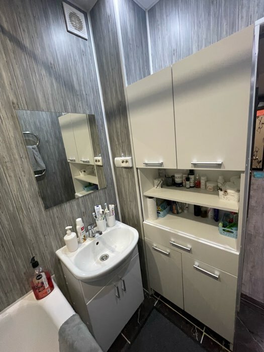 Фотография покупателя товара Пенал для ванной комнаты, белый,  66 х 33 х 185 см - Фото 18