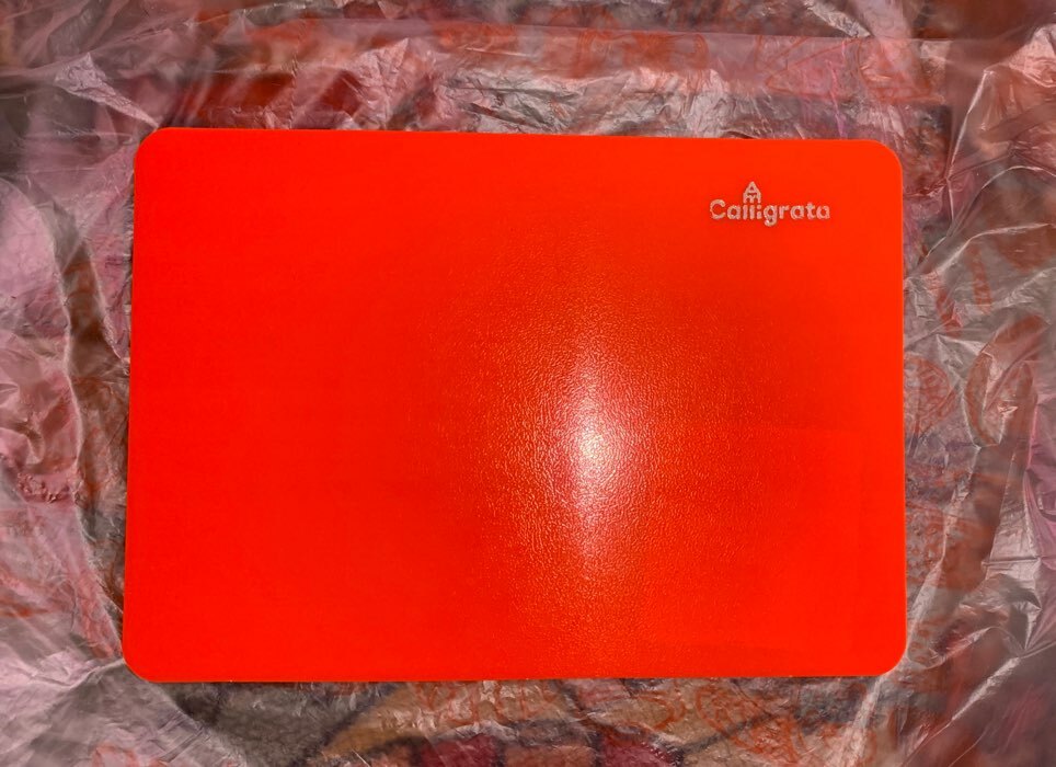 Фотография покупателя товара Доска для лепки пластиковая А5 Calligrata "Яркое творчество", неон апельсиновый - Фото 1
