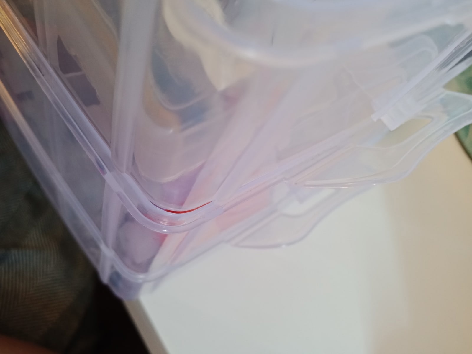Фотография покупателя товара Органайзер для рукоделия, со съёмными ячейками, 3 яруса по 10 отделений, 24,5 × 16,5 × 18 см, с ручкой, цвет прозрачный