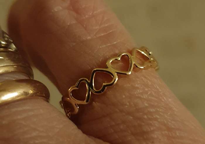 Фотография покупателя товара Кольцо «Цепь из сердечек», цвет золото, безразмерное - Фото 3