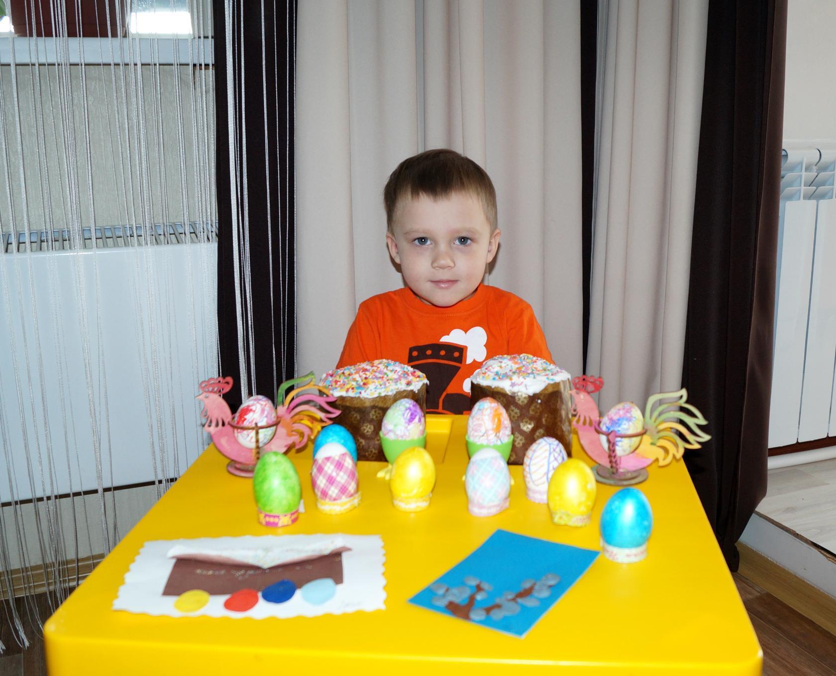 Фотография покупателя товара Детский стол с подстаканником, цвет жёлтый
