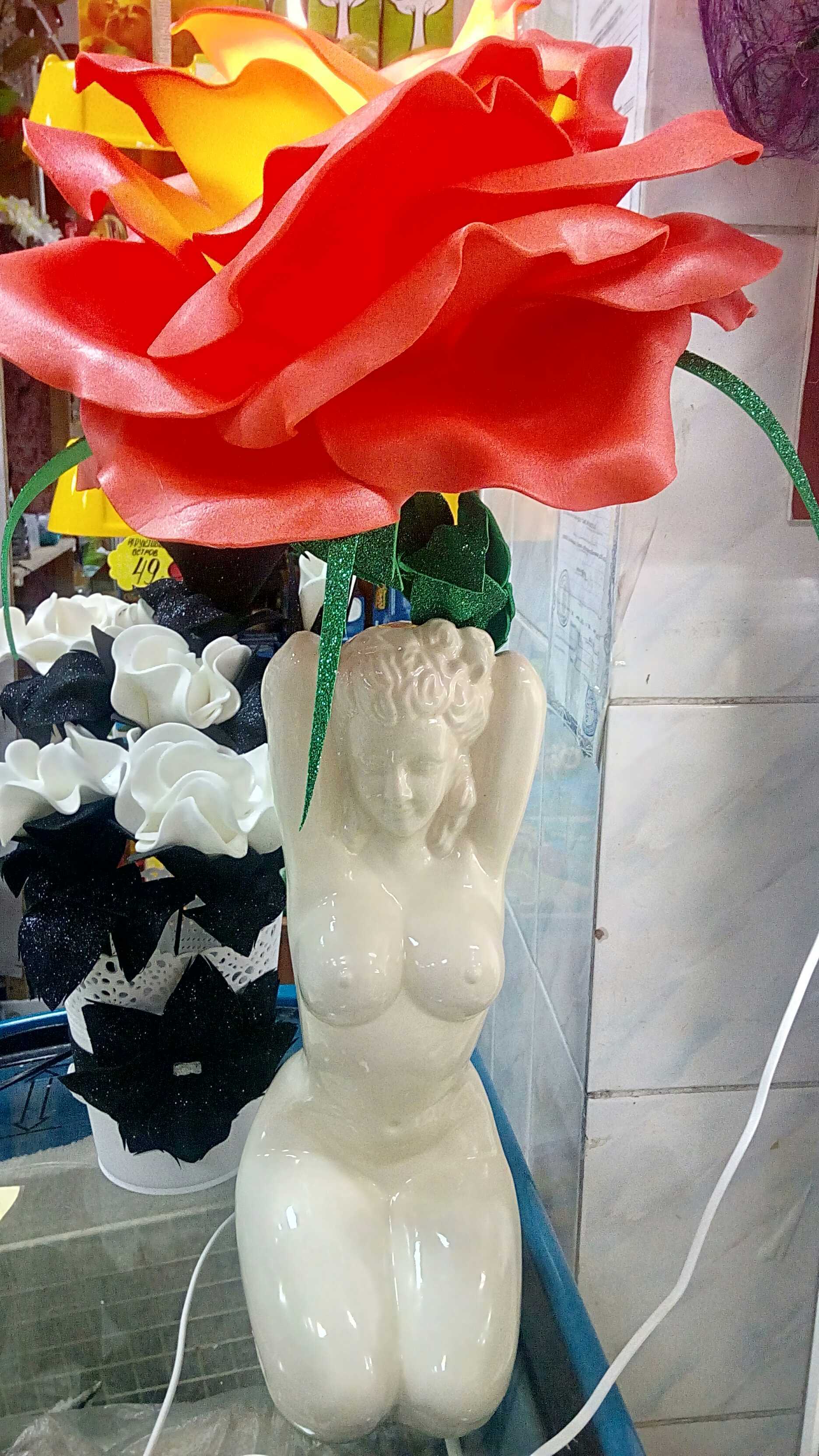 Фотография покупателя товара Статуэтка "Дама", белая, керамика, 38 см - Фото 3