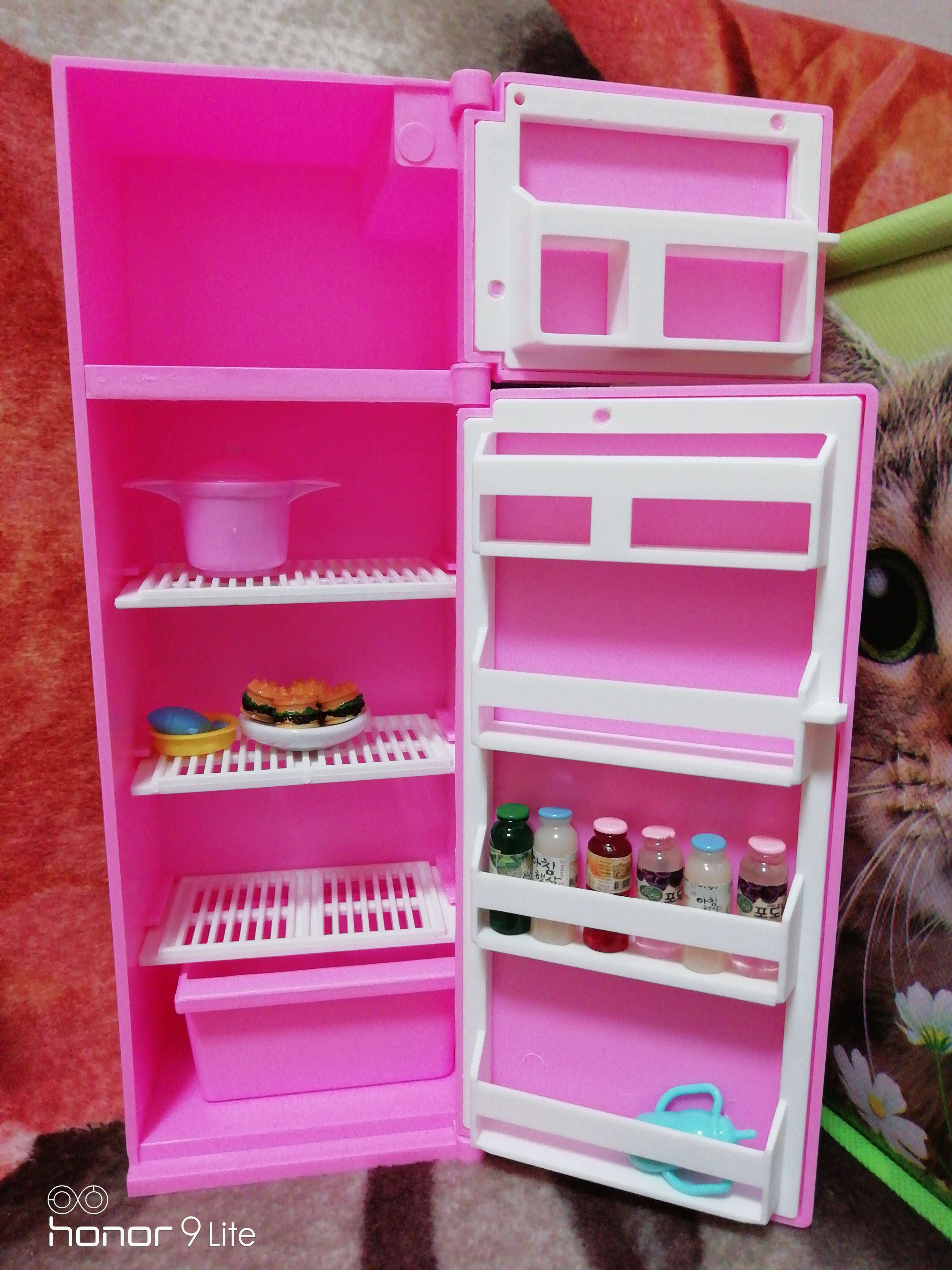 Фотография покупателя товара Мебель для кукол «Холодильник», цвет розовый - Фото 1