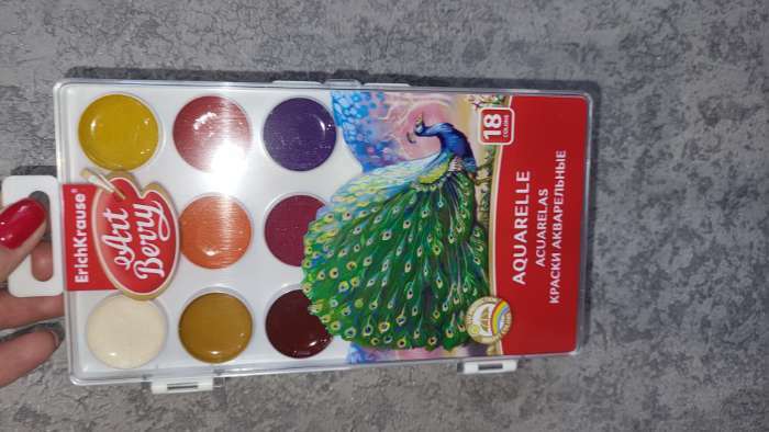 Фотография покупателя товара Акварель 18 цветов ErichKrause ArtBerry, с УФ-защитой, пластик, европодвес, без кисти - Фото 5