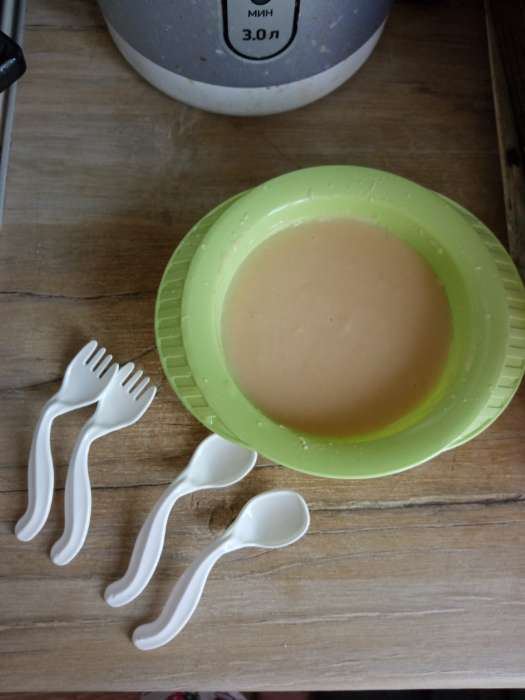 Фотография покупателя товара Набор детской посуды: тарелка на присоске, 500 мл, ложка, 2 шт., вилка, 2 шт., цвета МИКС - Фото 15
