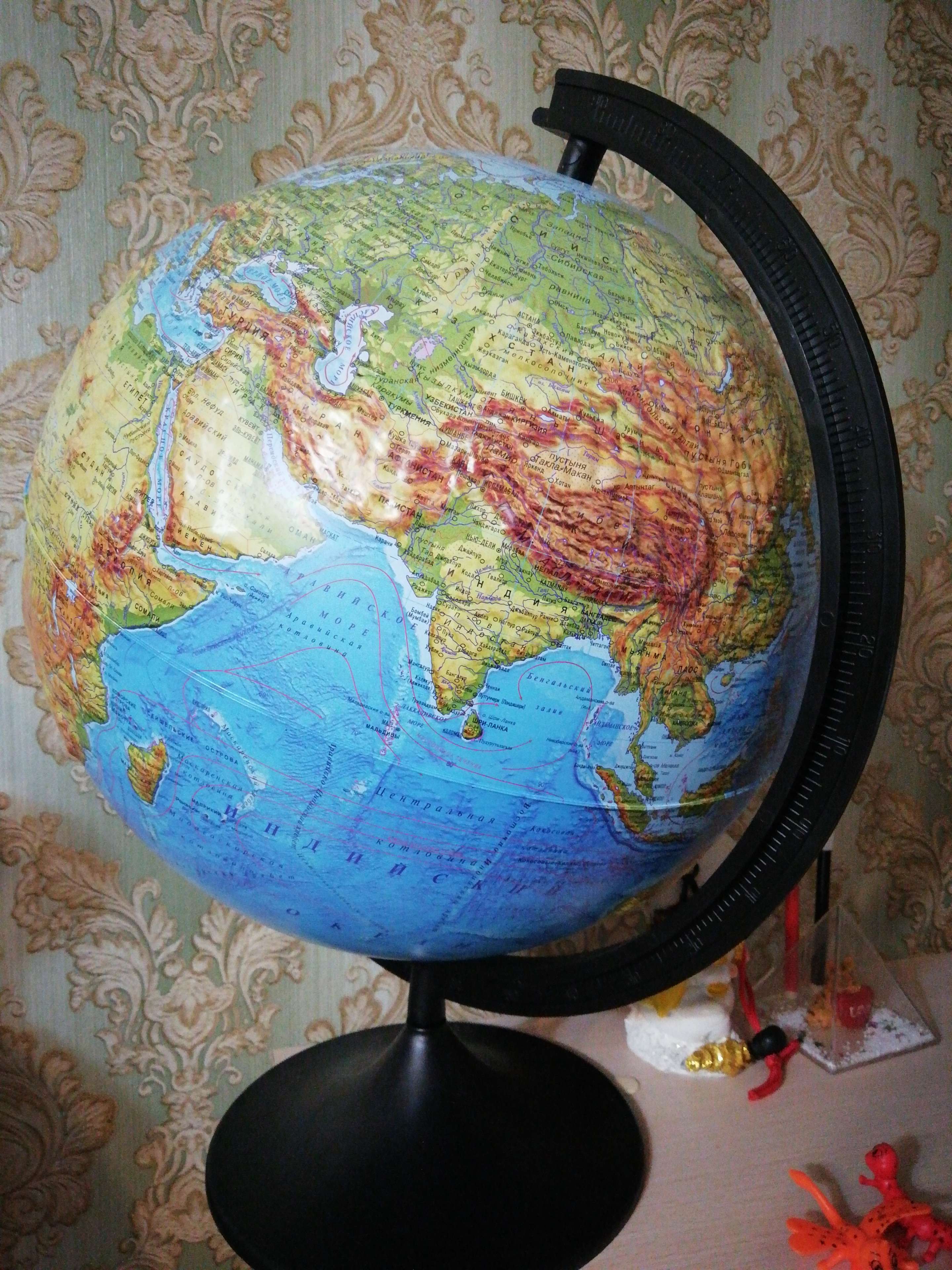 Фотография покупателя товара Глoбус физический рельефный «Классик», диаметр 320 мм