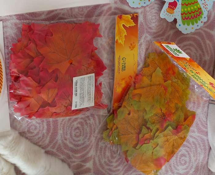 Фотография покупателя товара Декор «Осенний лист», набор 50 шт, оранжевый цвет - Фото 2